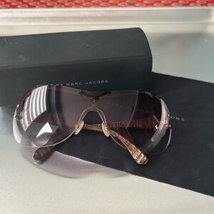 Marc Jacobs Black and Brown Sunglasses Modern Accessories
